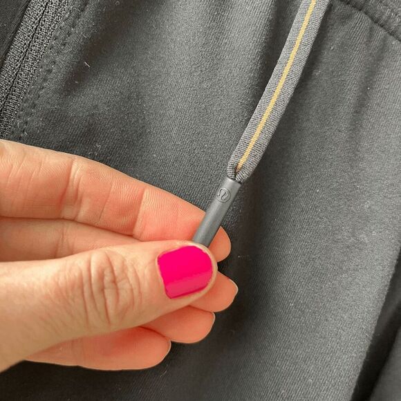 Lululemon Black Men's Yoga Studio Pants Drawstring Waist Size M - Picture 16 of 16